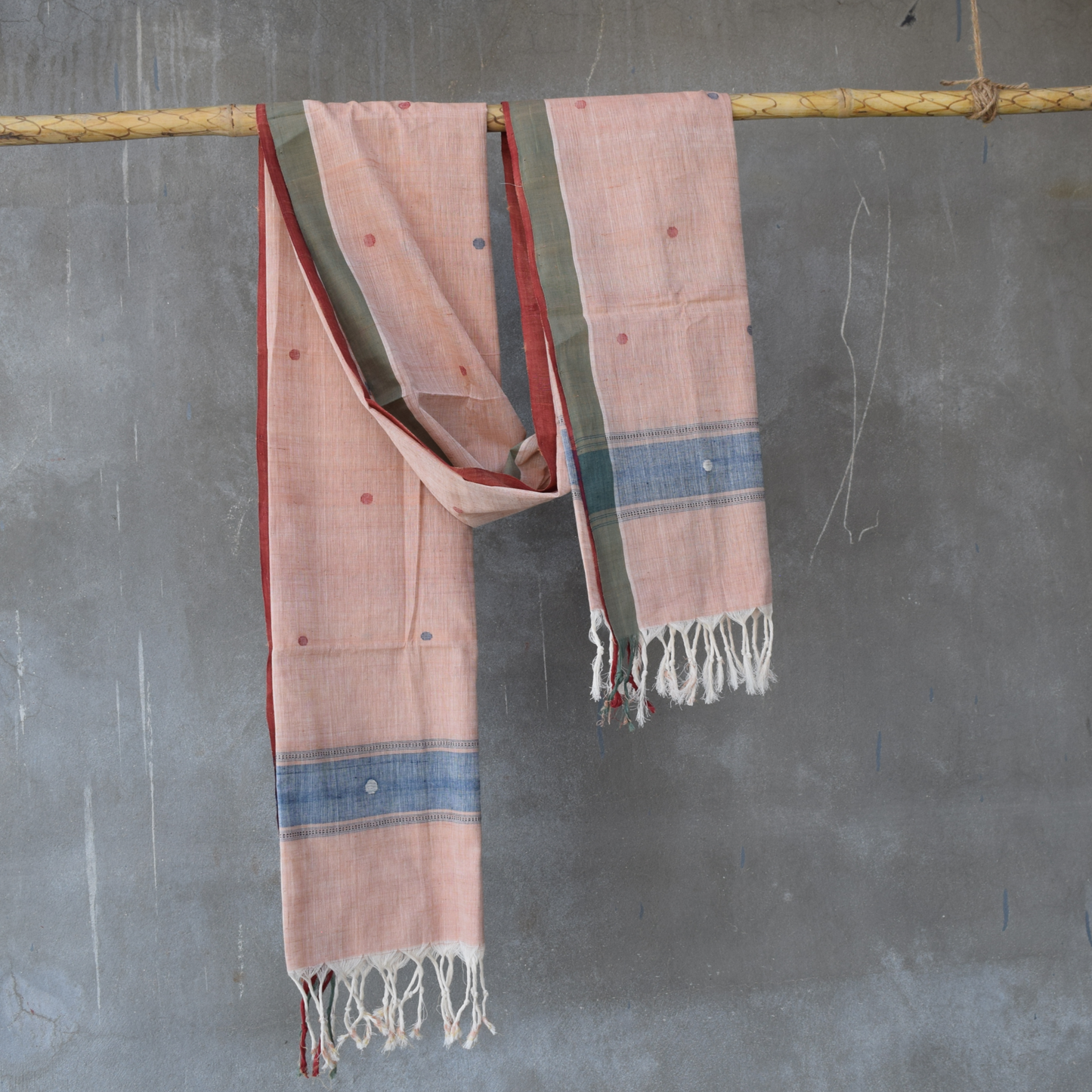 Pink natural dye cotton handwoven srikakulam jamdani dupatta