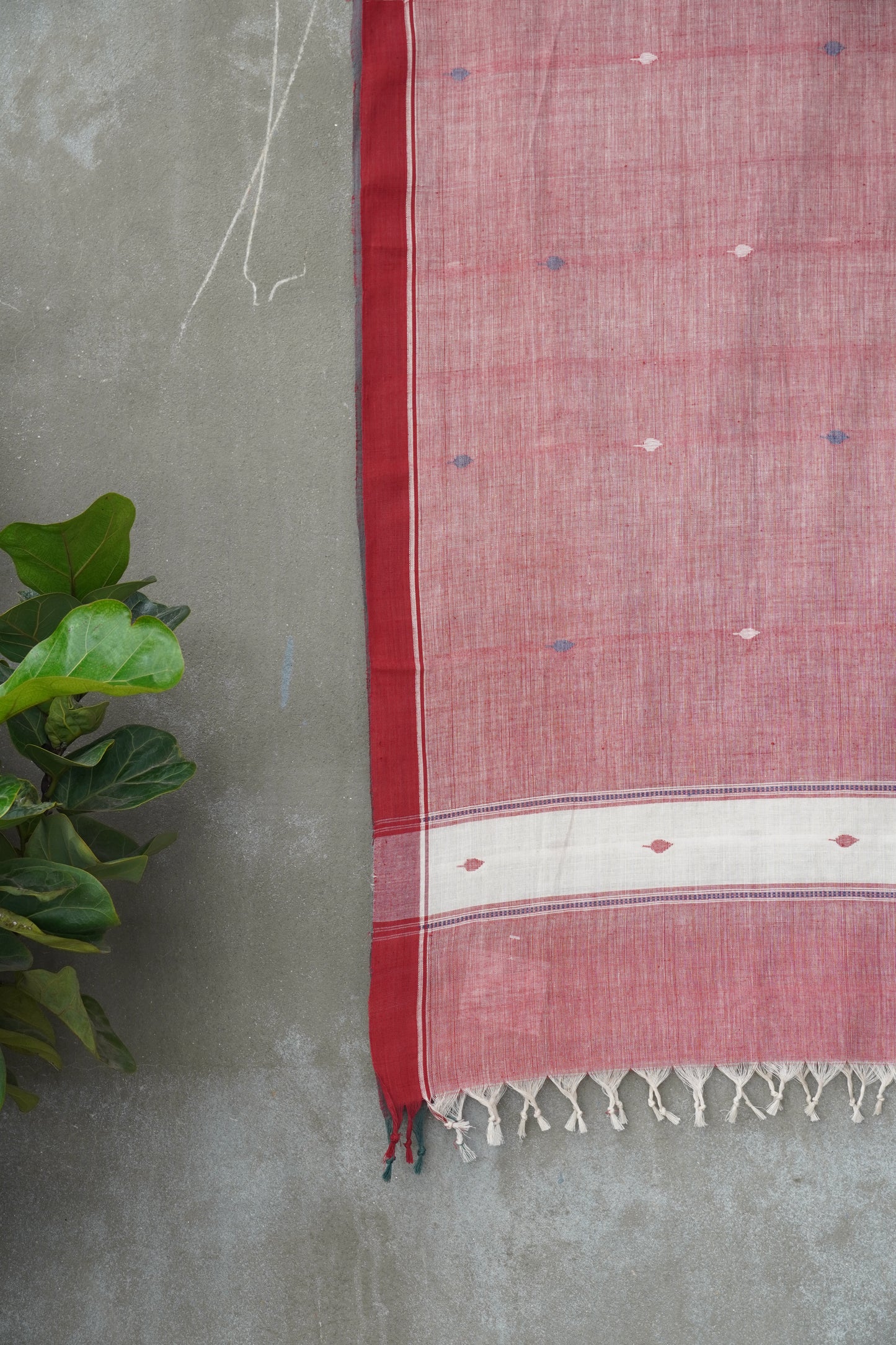 Short pink natural dye cotton handwoven srikakulam jamdani dupatta