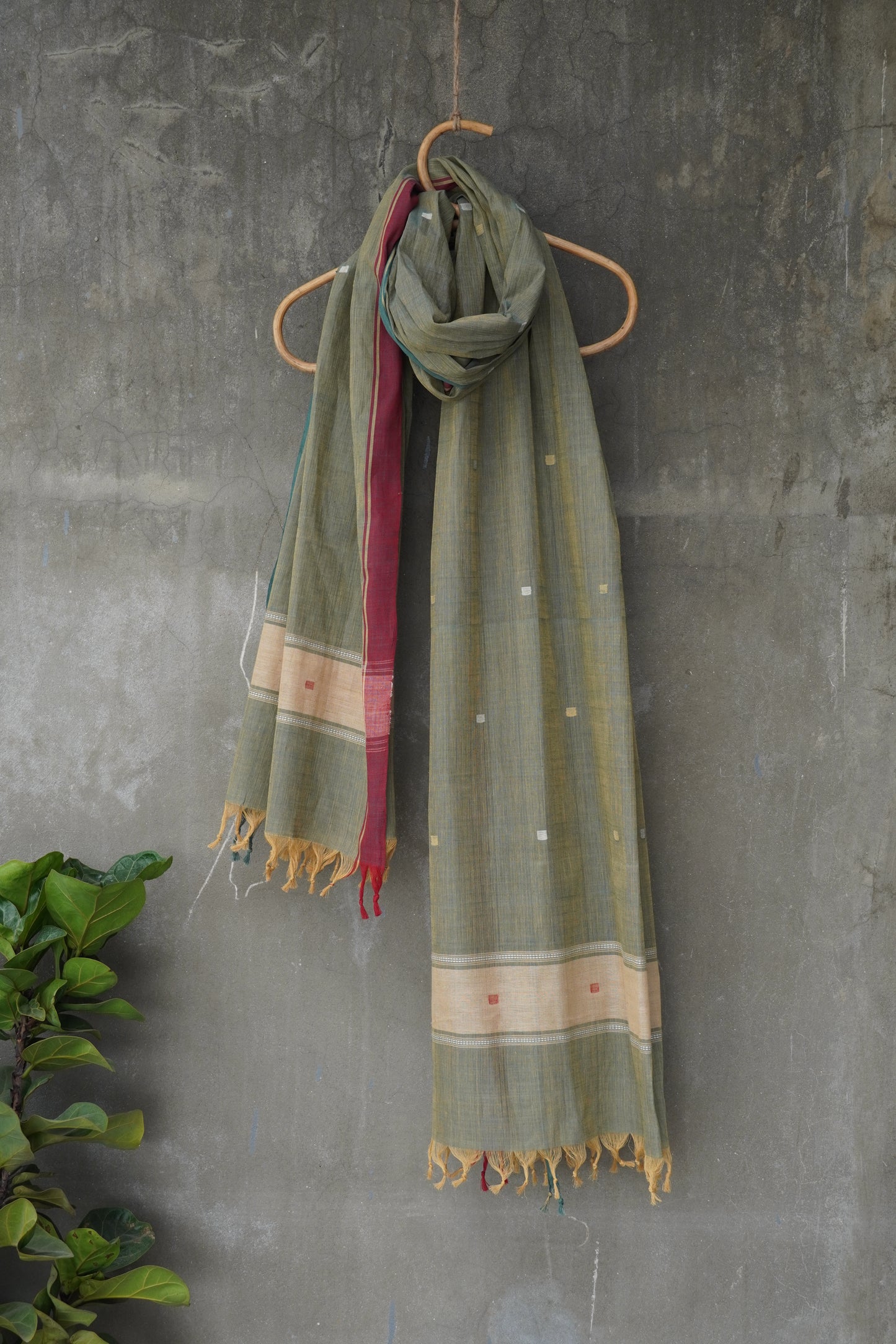 Short Green natural dye cotton handwoven srikakulam jamdani dupatta